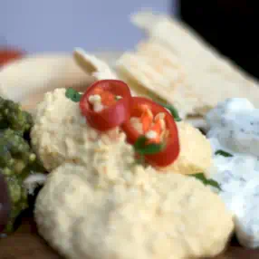 HOUMOUS (V)