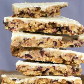 YOGHURT-TOPPED APPLE & BLACKCURRANT FILLED FLAPJACK